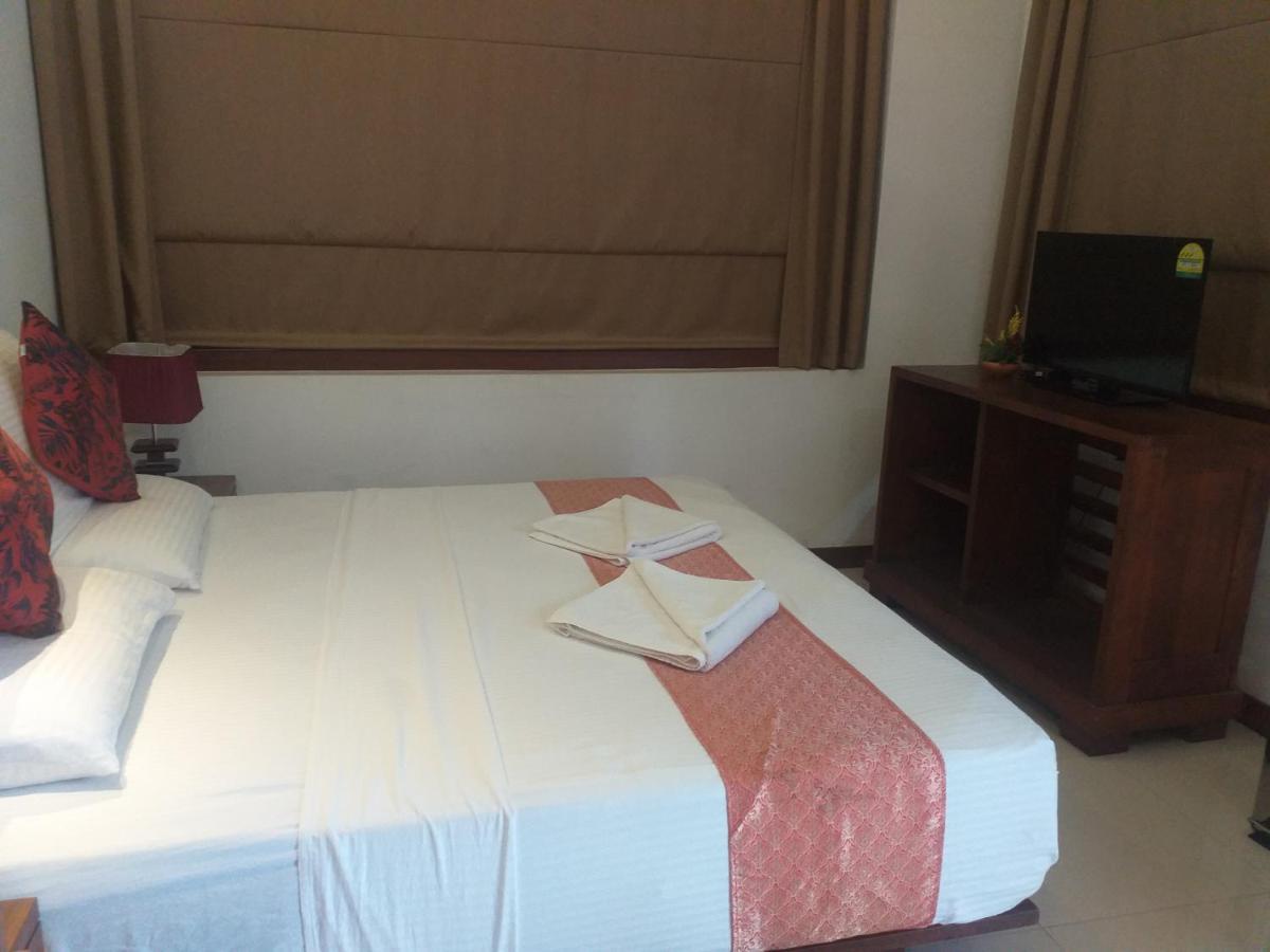 De Mansion Hotels Katugastota ภายนอก รูปภาพ